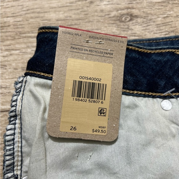 Levi's A-Line Shorts Size 26 Dark Wash - Picture 4 of 9